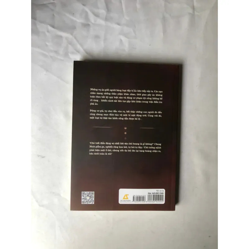 Sách đã qua sử dụng Kẻ Xa Lạ - Trần Nghiên Nhất 999012