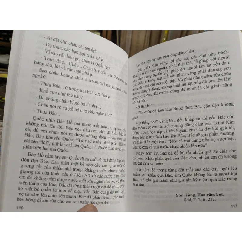 117 chuyện kể về tấm gương đạo đức Hồ Chí Minh 702683