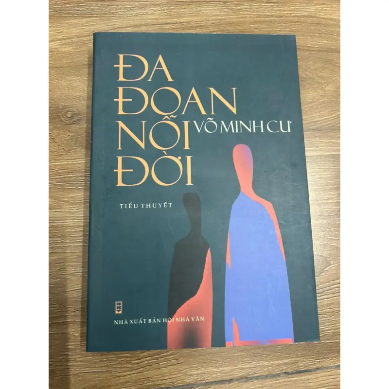 Đa Đoan Nội Vô Minh Cứu Đời 692844