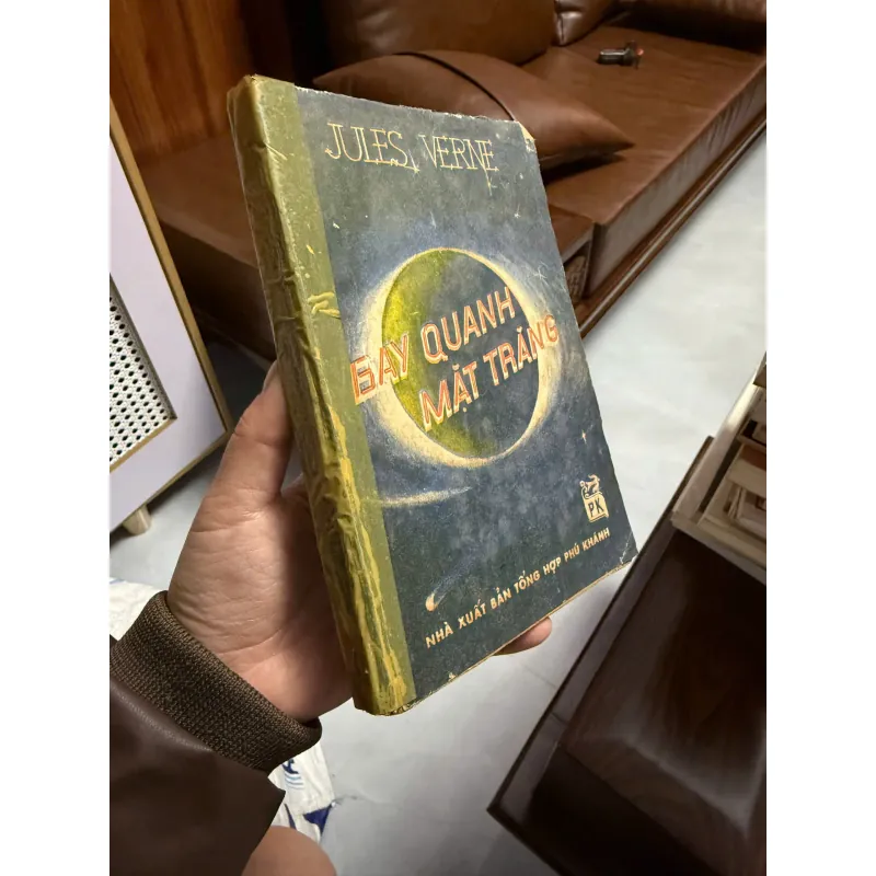 “Bay Quanh Mặt Trăng” (Jules Verne) 975554