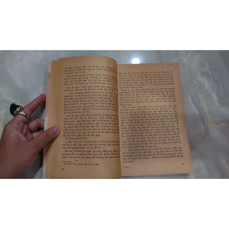 HAN-XƠ CRÍT-CHI-AN AN-ĐÉC-XEN.
Tác giả: Phơ-rít-xơ Mai-khơ-ne.
Người dịch: Phạm Gia Trực.  297140