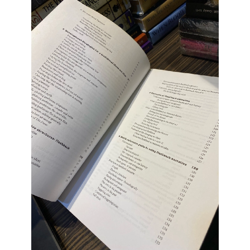 Screenwriting Updated: News (and Conventional) Ways of Writing for the Screen - Linda Aronson 358973