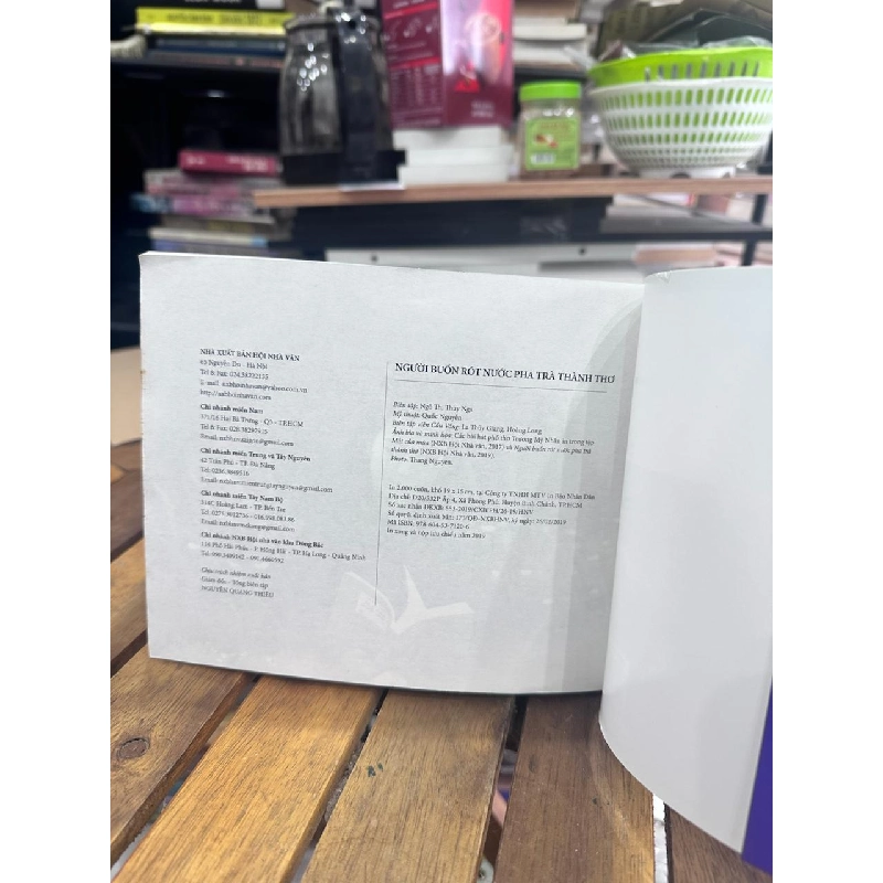 Người Buôn Rót Nước Pha Trà Thanh Thơ - Trương Mỹ Nhân - Trương Mỹ Nhân 961064