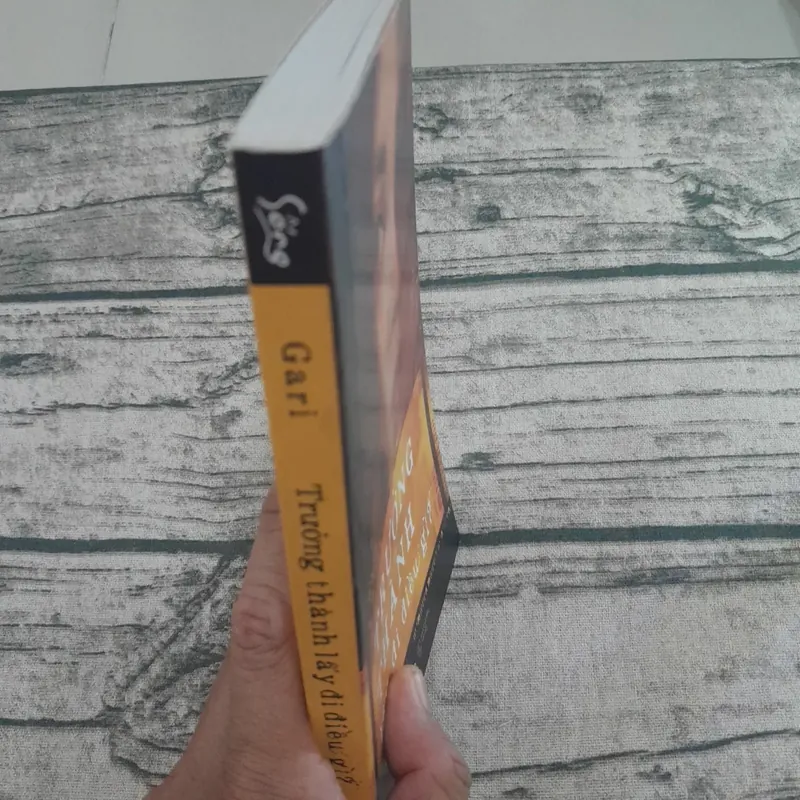 Trưởng thành lấy đi điều gì. Tác giả GARI. Tủ sách Sống 694418