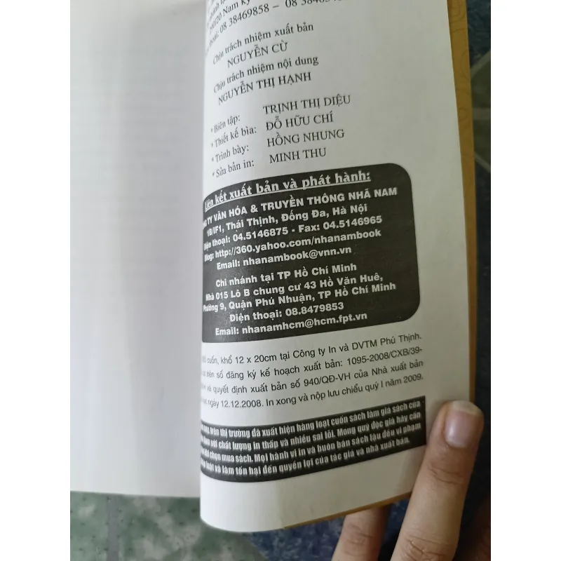 Quán trụ hoa diên vỹ - Yoko Ogawa 789151