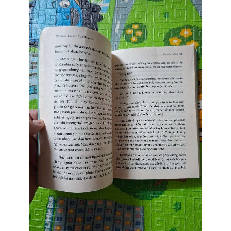 Đi tìm lẽ sống 1027663