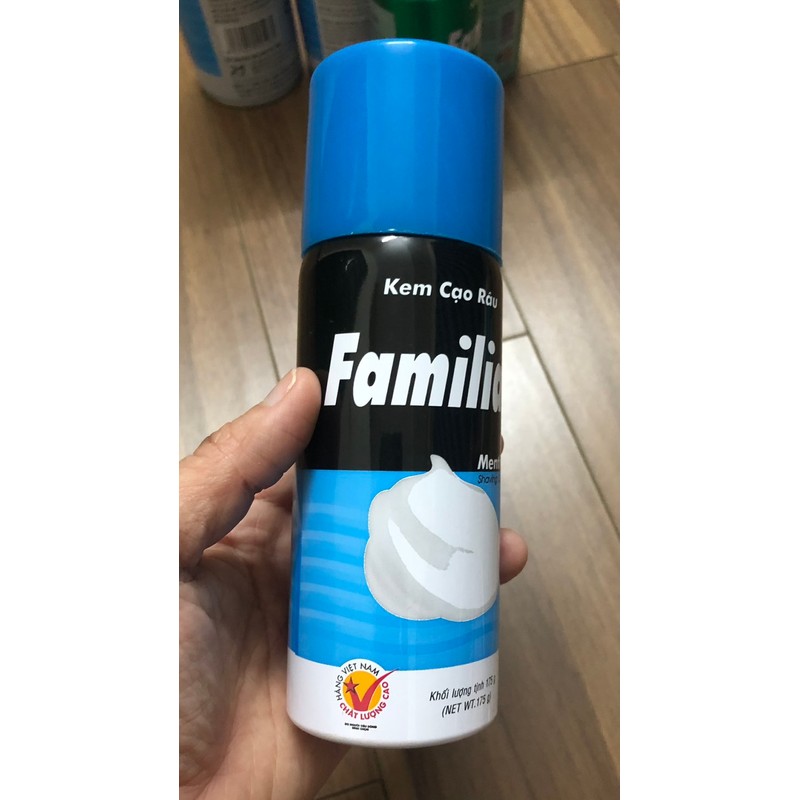 Kem bot cạo râu Familiar 150g 147147