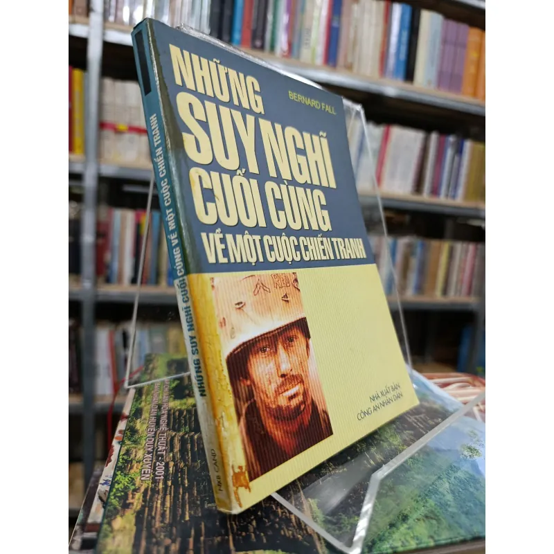 NHỮNG SUY NGHĨ CUỐI CÙNG VỀ MỘT CUỘC CHIẾN TRANH 572592