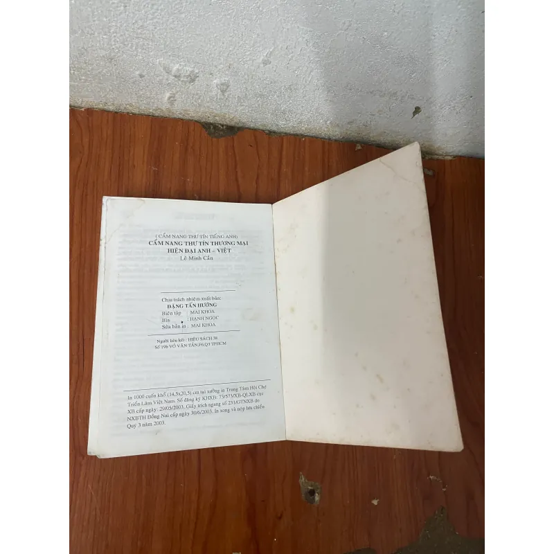 CẨM NANG THƯ TÍN THƯƠNG MẠI HIỆN ĐẠI - LÊ MINH CẨN 731303