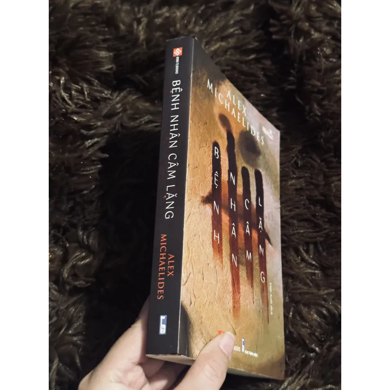 Bệnh nhân câm lặng 936272