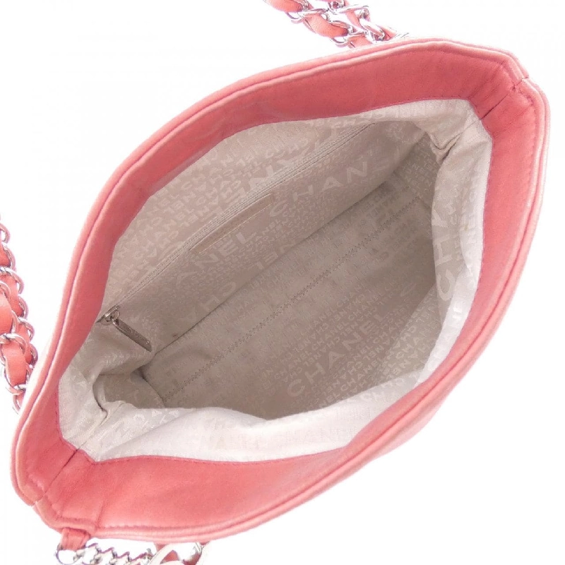 Túi xách chéo Chanel 28573 613581