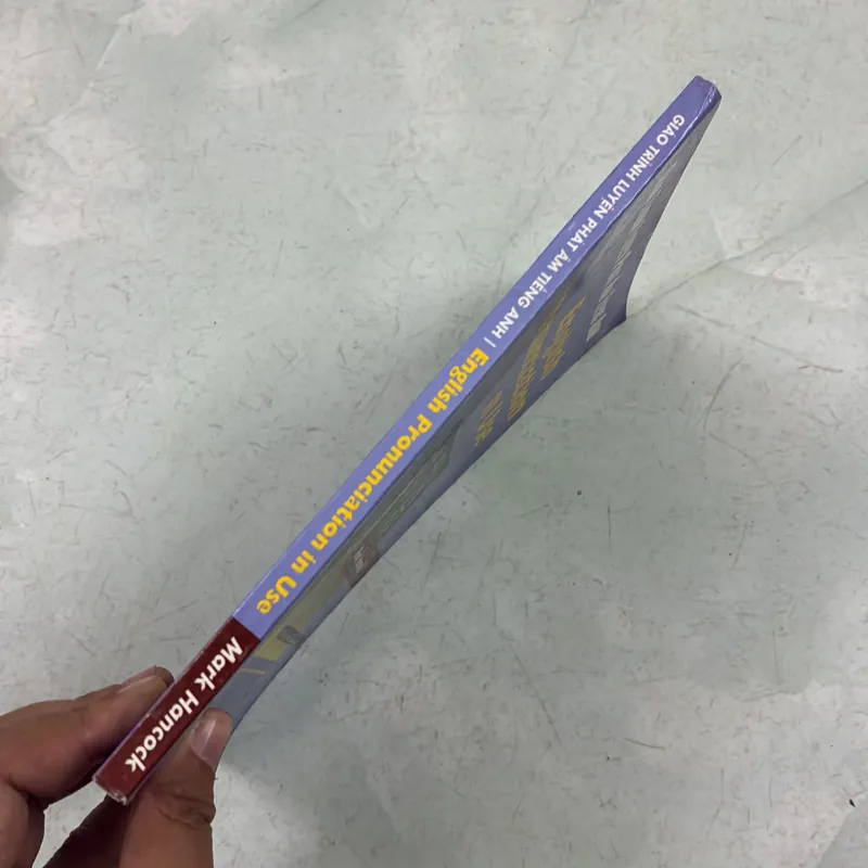 English Pronunciation in Use - Mark Hancock 977193