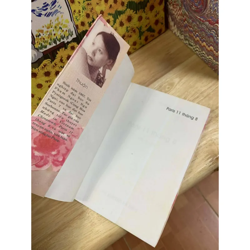 Paris 11 tháng 8 - Thuận 782435