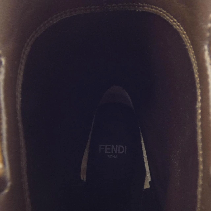 Giày bốt FENDI 663782