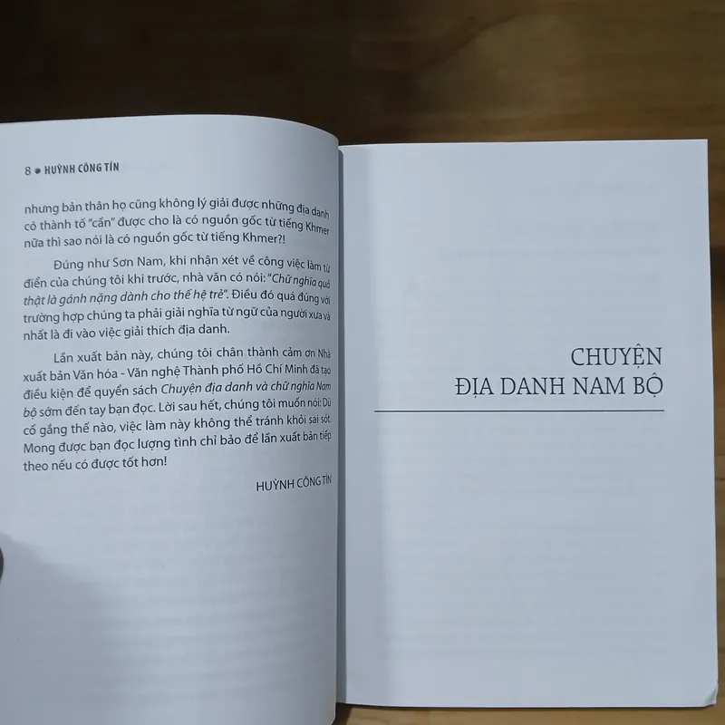 Chuyện Địa Danh Và Chữ Nghĩa Nam Bộ - Huỳnh Công Tín 728453