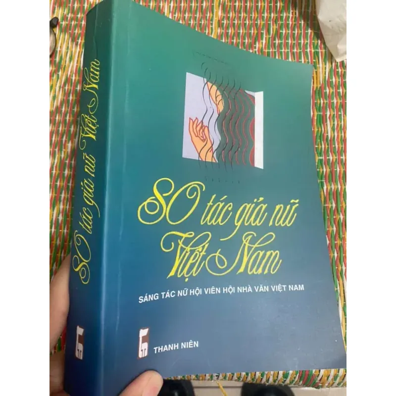 80 TÁC GIẢ NỮ VIỆT NAM  752884