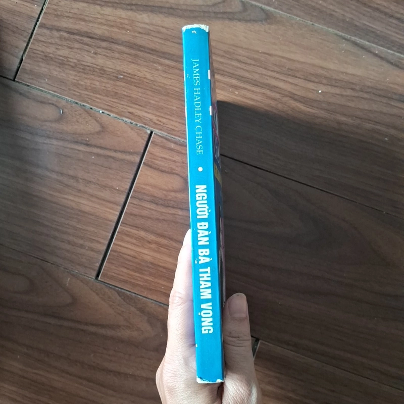 Người đàn bà tham vọng 525037