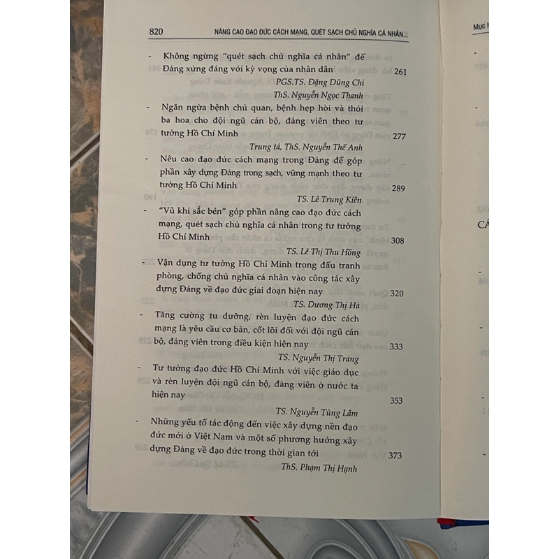 Nâng cao đạo đức cách mạng, quét sạch chủ nghĩa cá nhân  550573