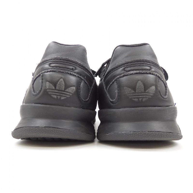 Giày thể thao ADIDAS - Hàng hiệu Authentic 907275