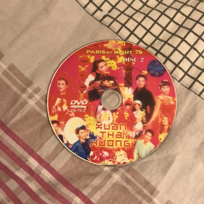 Đĩa DVD Xuân tha hương PARIS BY NIGHT 76  70365