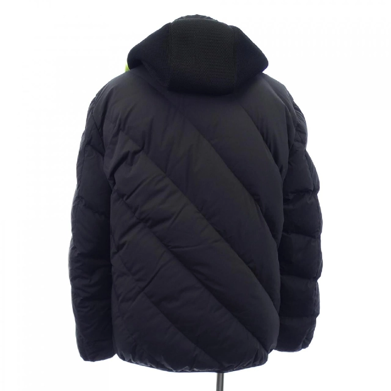 Áo khoác lông vũ FENDI - Hàng hiệu Chính hãng 896830