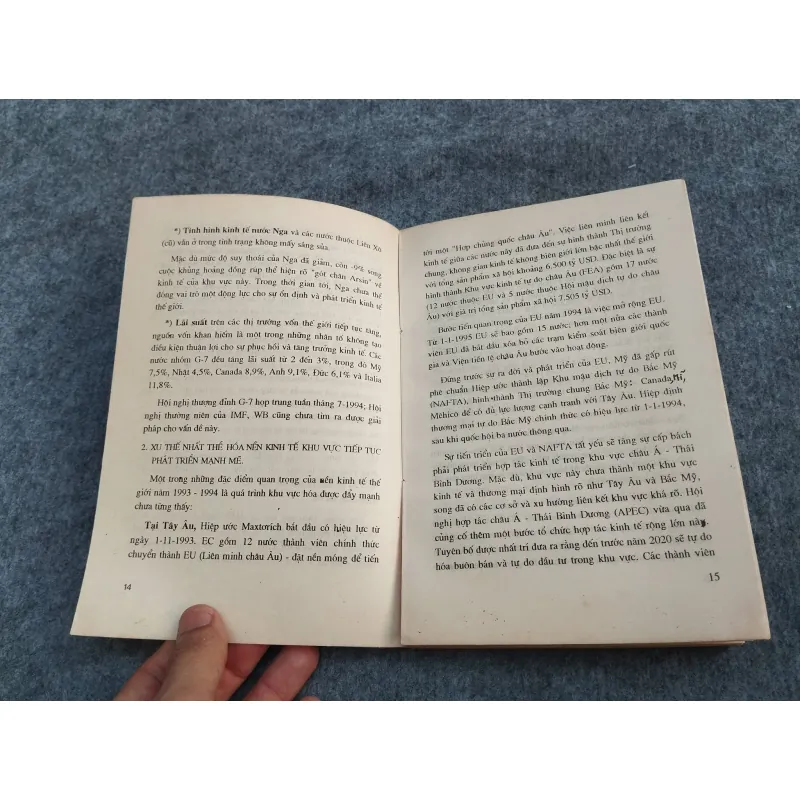KINH TẾ THẾ GIỚI 1994: ĐẶC ĐIỂM VÀ TRIỂN VỌNG 937250