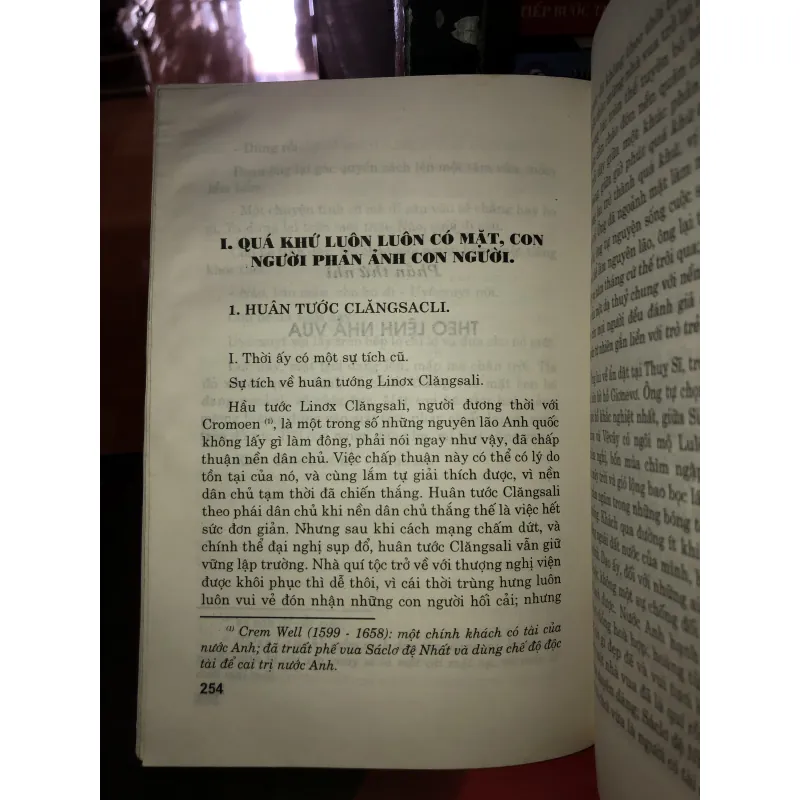 Thằng cười - Victor Hugo 993347