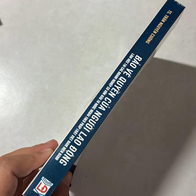 Bảo vệ quyền của người lao động - Trần Nguyên Cường 766239