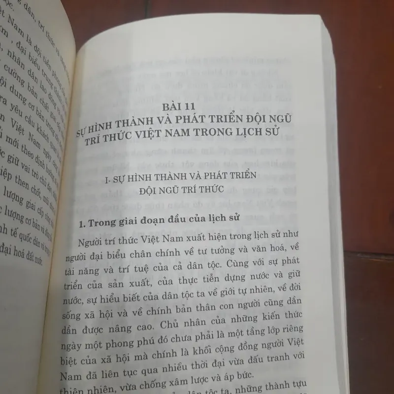 Giáo trình LỊCH SỬ VIỆT NAM 683438