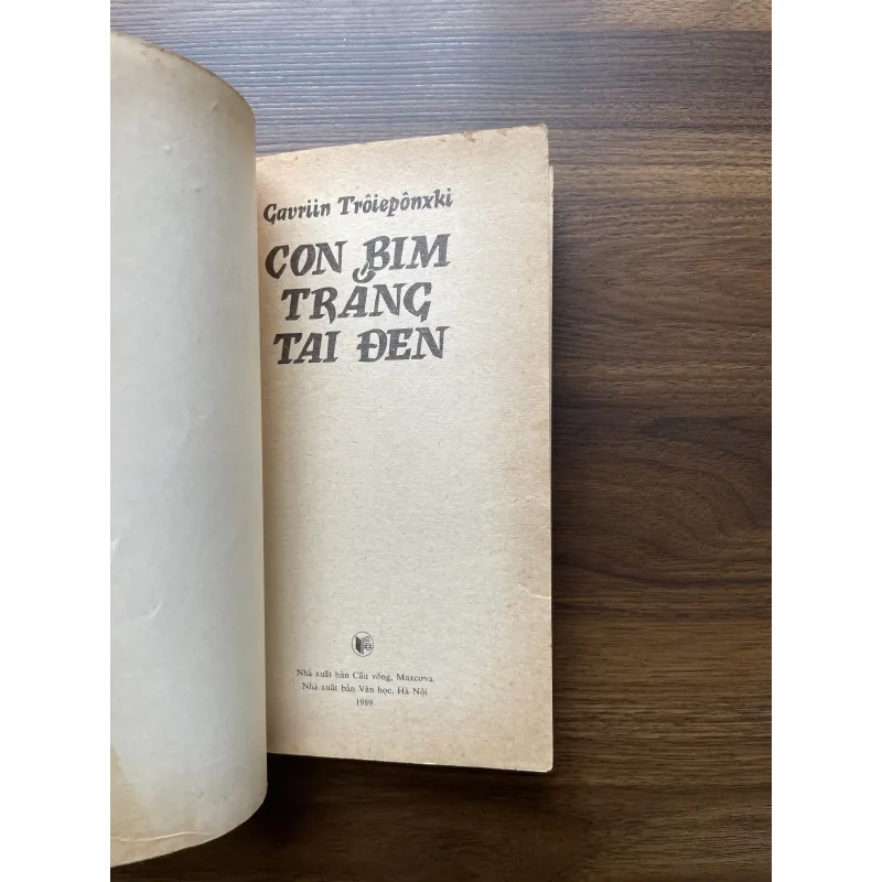 Con bim bim trắng tai đen - Gavqriin Trôiepônxki 974980