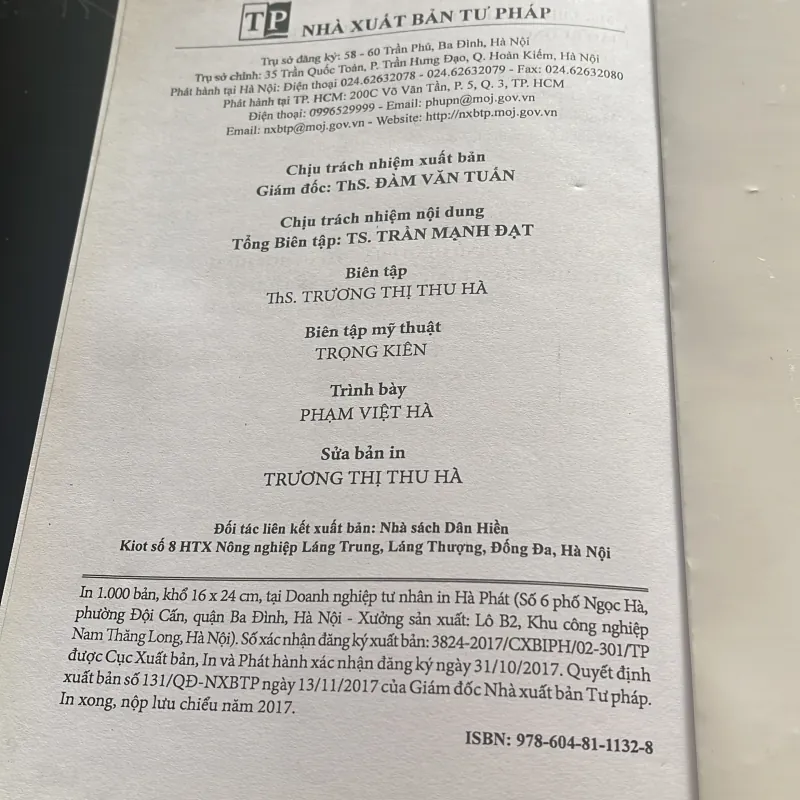 Bình luânn khoa học Bộ luật Hình sự - Nguyễn Ngọc Hoà 1029396