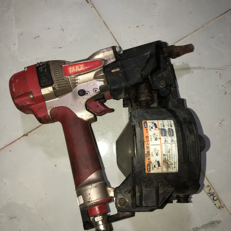 Súng bắn đinh cuộn dùng hơi Nhật bãi 796330