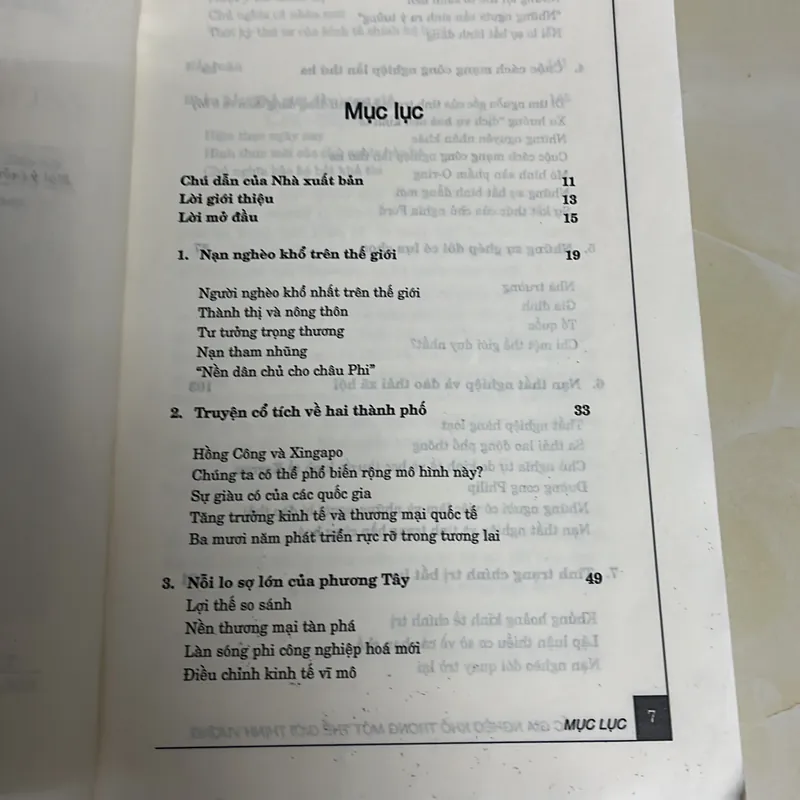 Các quốc gia nghèo khó trong một thế giới thịnh vượng - Daniel Cohen 712520