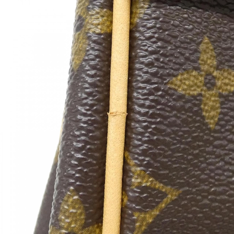 Túi xách vai Louis Vuitton Monogram Batignolles Vertical M51153 610419