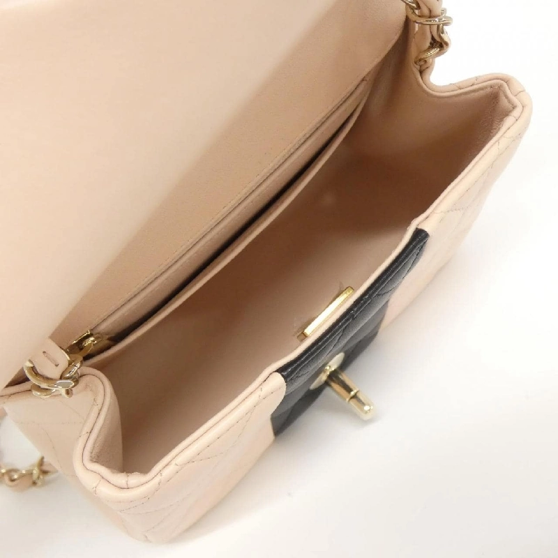 Túi xách chéo Chanel 35200 613633