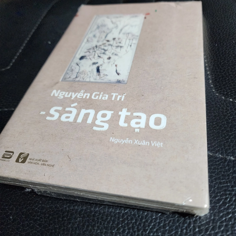 Nguyễn Gia Trí sáng tạo | Nguyễn Xuân Việt  525389