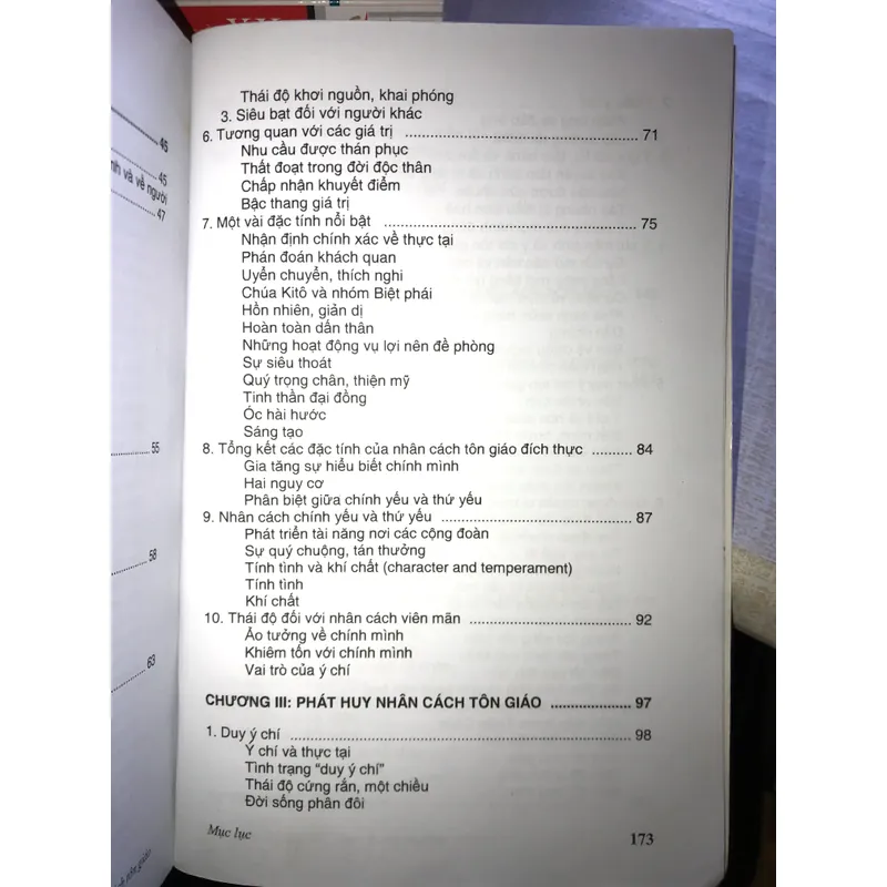 Nhân cách Tôn giáo 700674