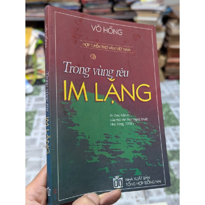 TRONG VÙNG RÊU IM LẶNG - VÕ HỒNG 129214