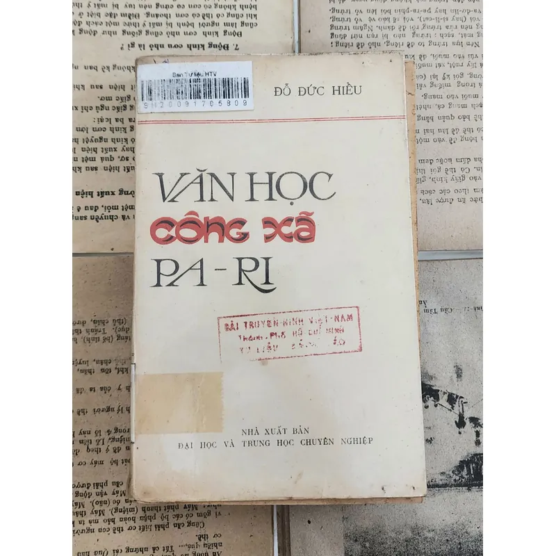 VĂN HỌC CÔNG XÃ PARIS 708807