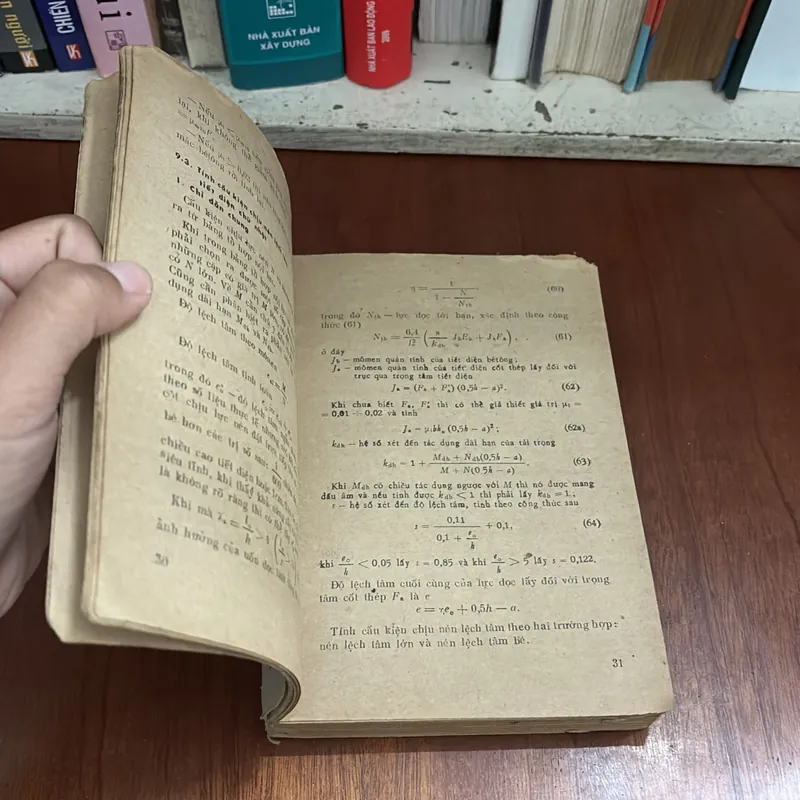 II Sách Xưa: Tính Toán Kết Cấu BêTông Cốt Thép Nhà Công Nghiệp Một Tầng - 1985 603025
