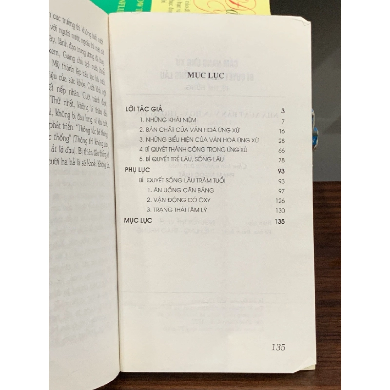 Cẩm nang ứng xử, bí quyết trẻ lâu, sống lâu- Ts. Thế Hùng 762136