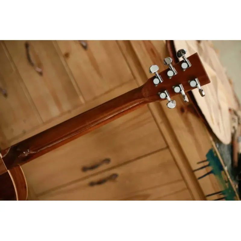 Guitar đẹp cho người mới tập chơi đàn 720066