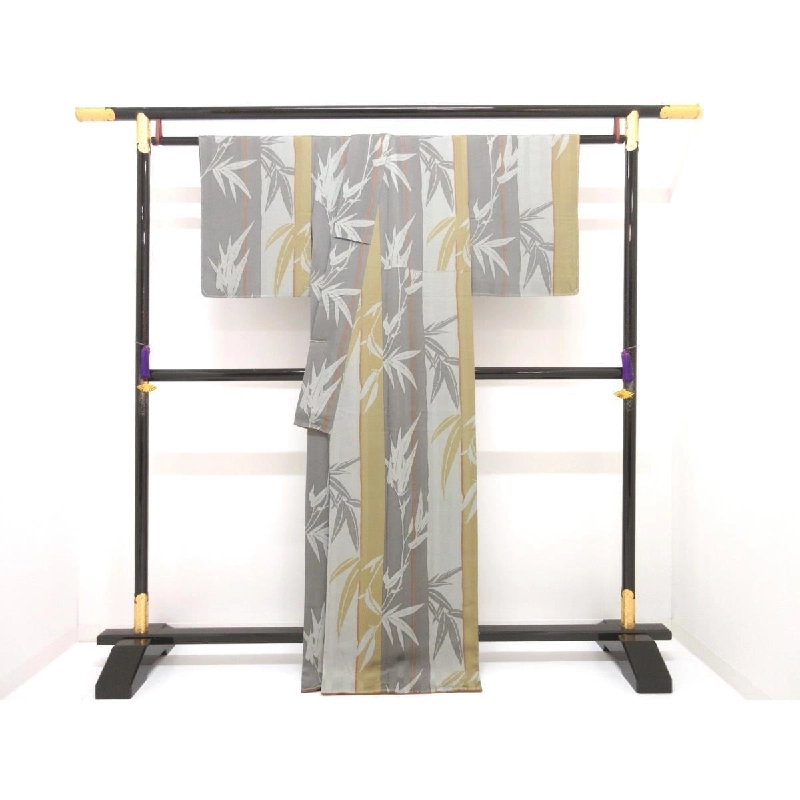 Áo nhỏ kích thước L - Hàng hiệu Authentic 877781