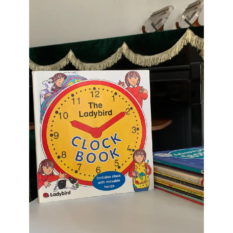 The Ladybird Clock Book – Ladybird 561075