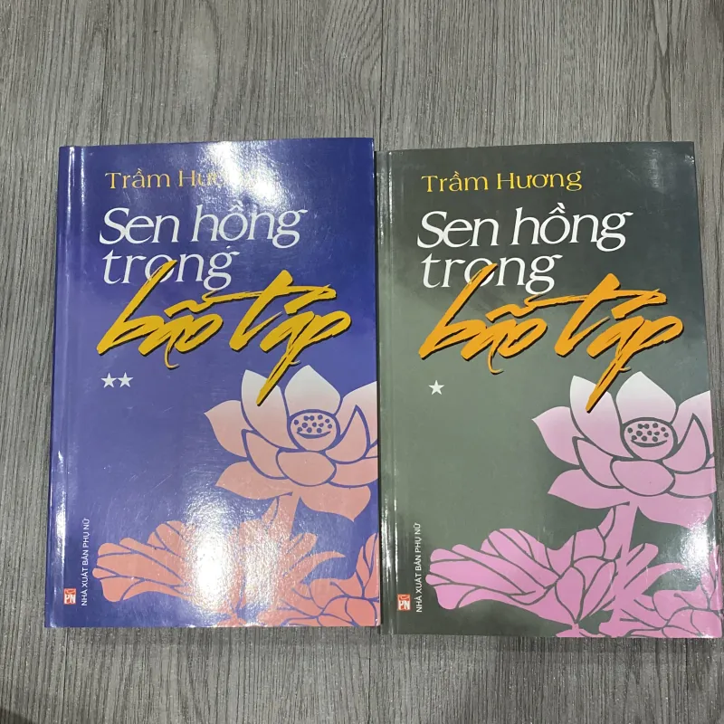 Sen hồng trong bão táp 1044405