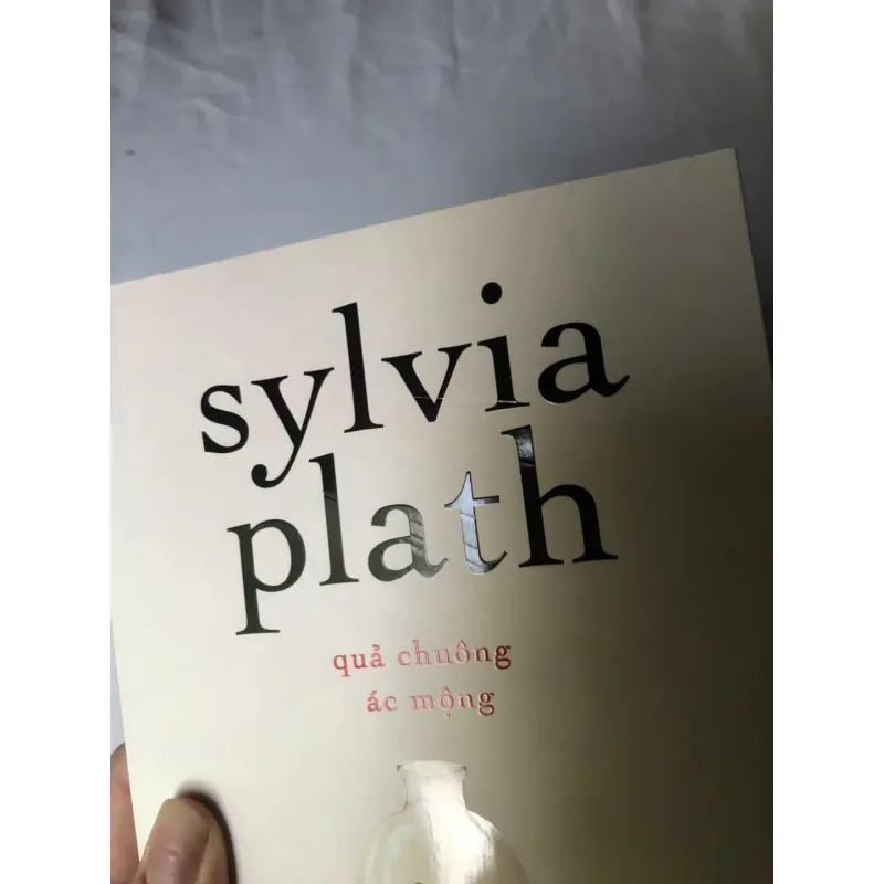 Sách đã qua sử dụng Quả Chuông Ác Mộng - Sylvia Plath 1022857