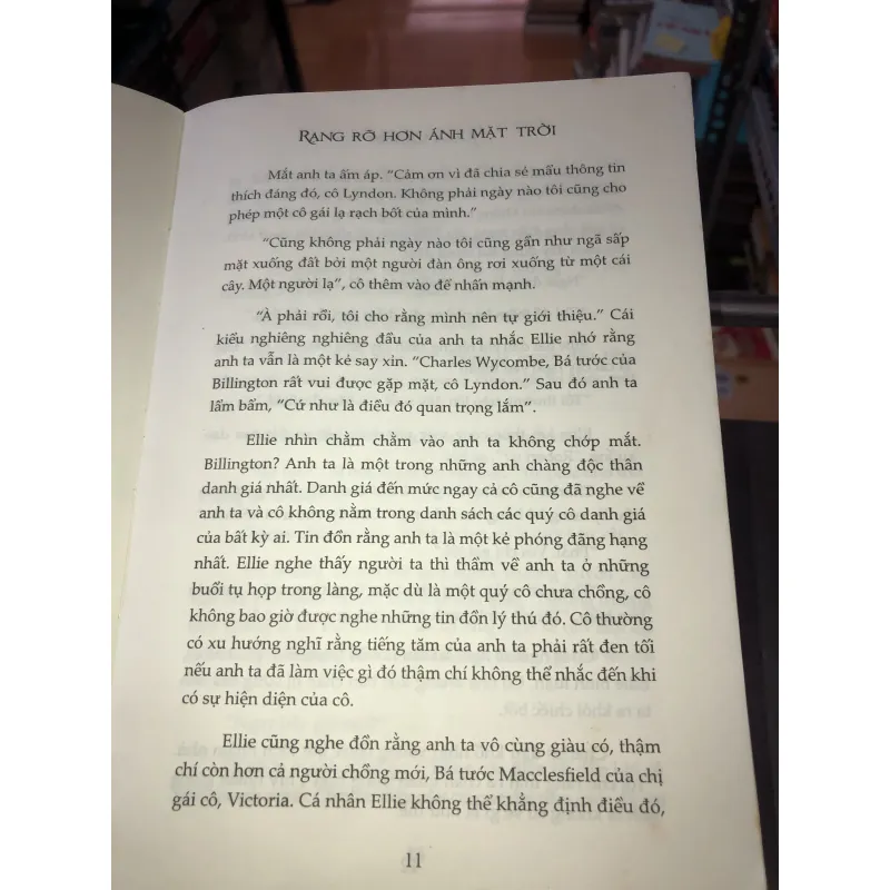 Rạng rỡ hơn anh mặt trời - Julia Quinn 1006359