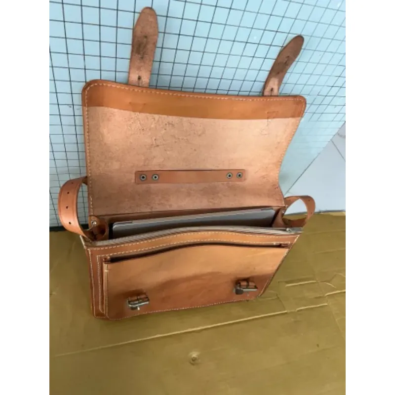 Cặp da USA màu da bò , da nguyên miếng 961444