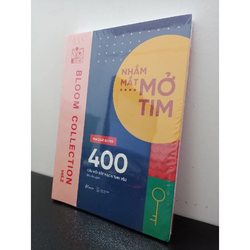 Nhắm Mắt - Mở Tim: 400 Câu Hỏi Bắt Mạch Tình Yêu Maggie Reyes New 100% HCM.ASB2702 910901