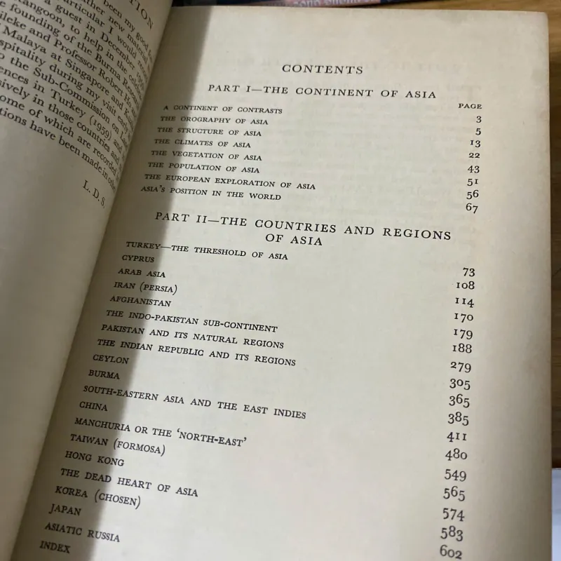 Sách cũ: Asia: A Regional and Economic Geography - L. Dudley Stamp 1002168